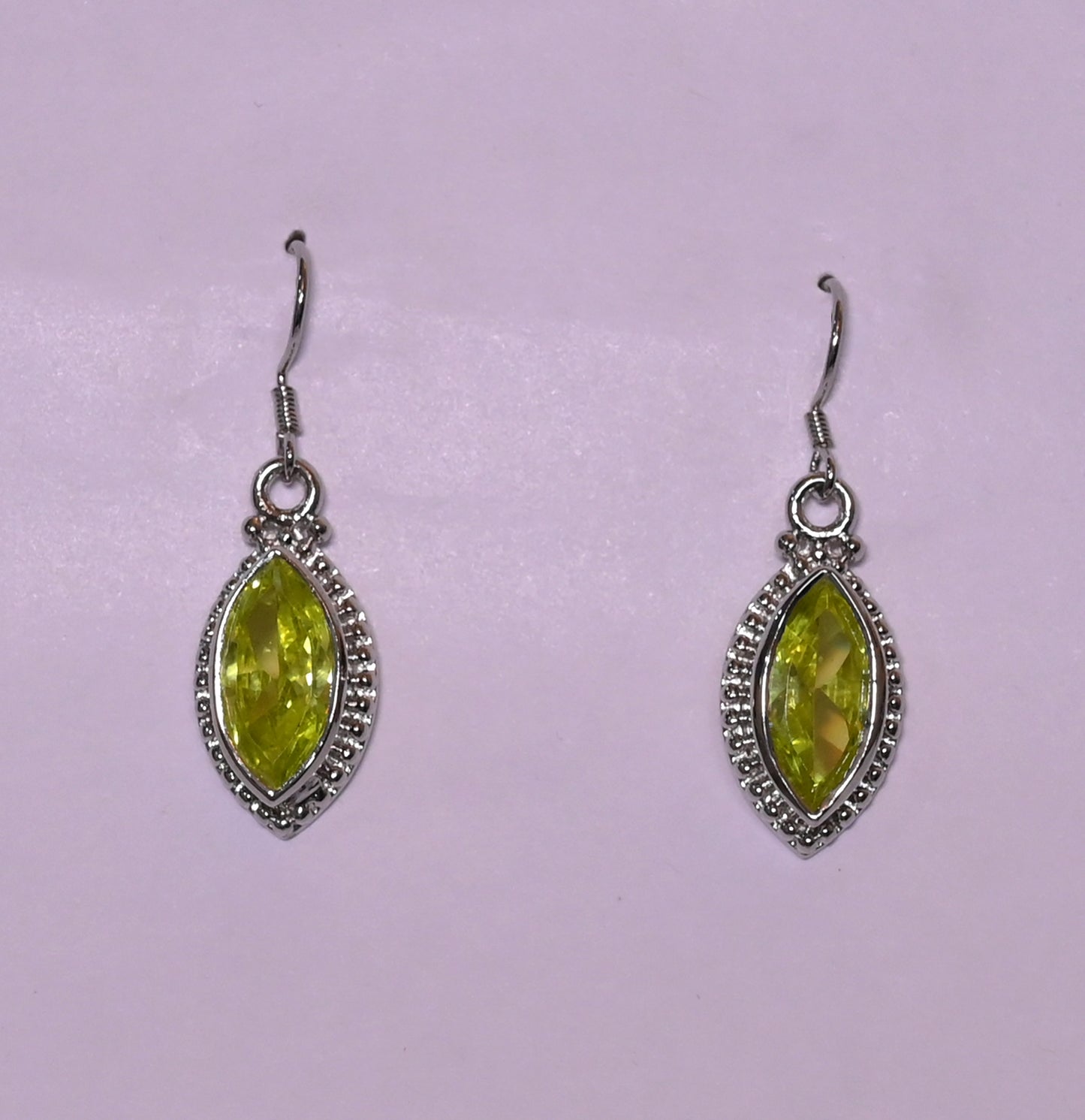 MARQUISE EARRING