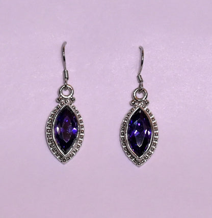 MARQUISE EARRING