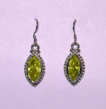 MARQUISE EARRING